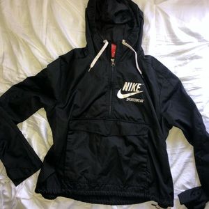 Nike windbreaker